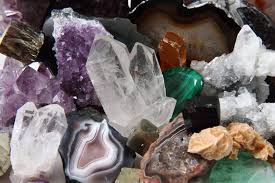 HOW TO IDENTIFY BEST STONES AND CRYSTALS FOR YOU - PART 2 - Healing Crystals India